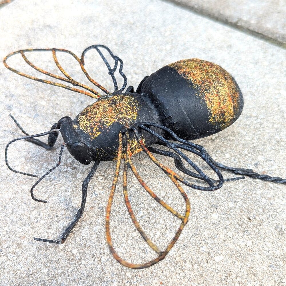 Bee Metal Wall Sculpture 3D Honey Bee Metal Art Garden Insect Decor Handmade